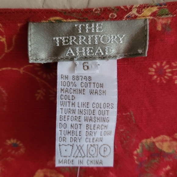 The Territory Ahead Red floral midi dress size 6 - Picture 2 of 4